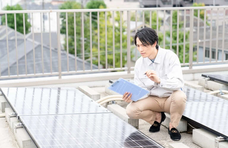 定期点検で安心 | 大阪の太陽光なら鳥居電気管理事務所